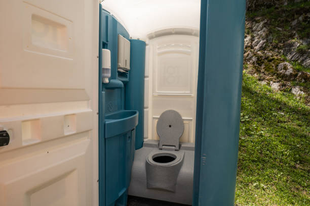 Best Affordable porta potty rental  in Winlock, WA